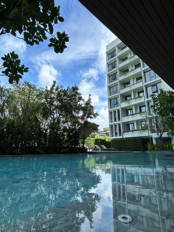 Tierra Residences Bangkok Exteriör bild