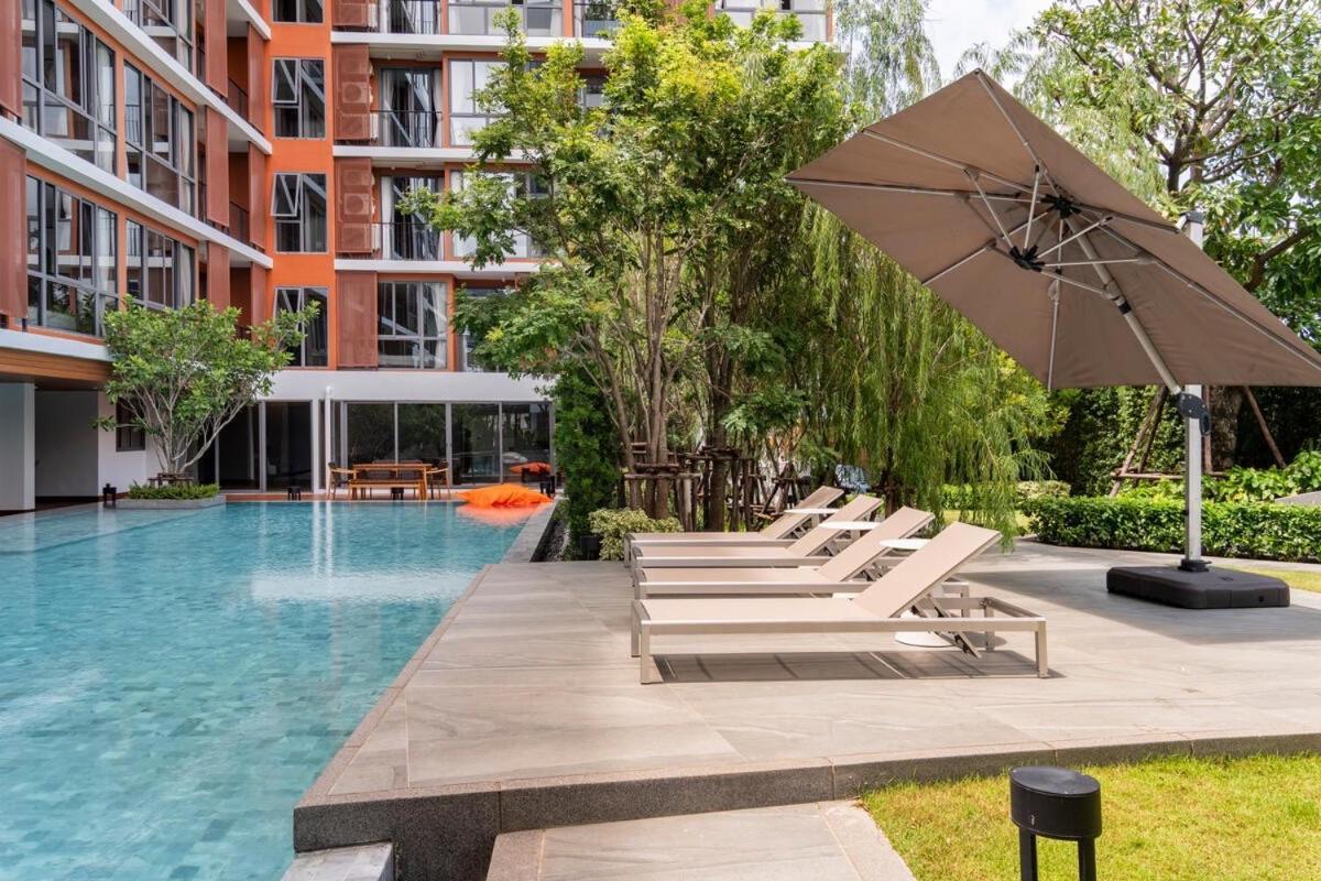 Tierra Residences Bangkok Exteriör bild